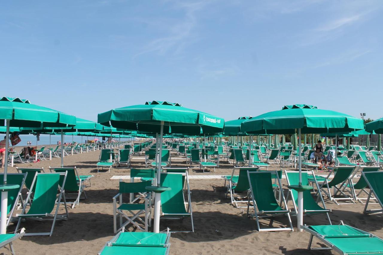 Liberius A Soli 100M Dal Mare Марина-ди- Кастаньето Экстерьер фото